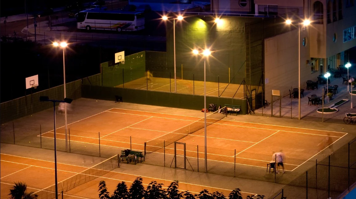 Iluminación de instalaciones deportivas